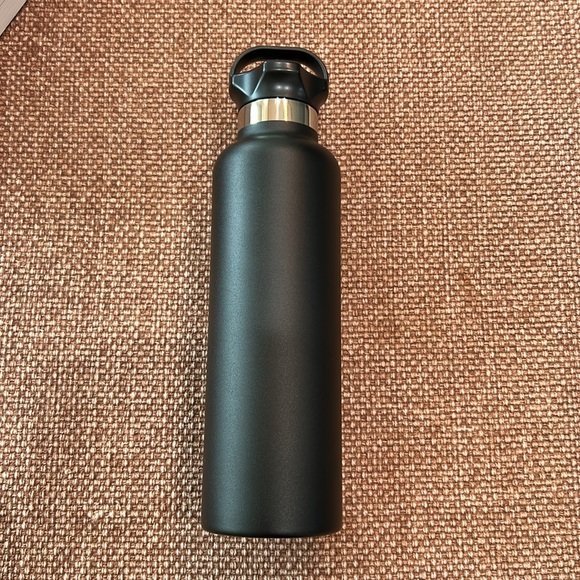 Stainless Steel “YouTube” Voyager Water Bottle in black - Picture 3 of 9